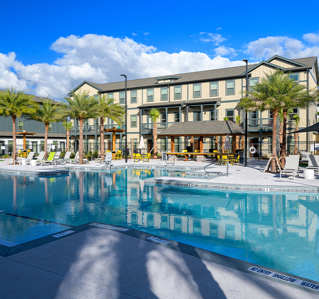 The Premier Choice For Off Campus Living - Image 01