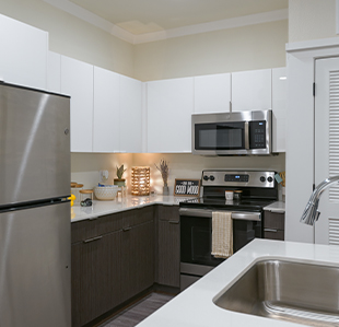 Modern, Furnished Apartments - Image 02
