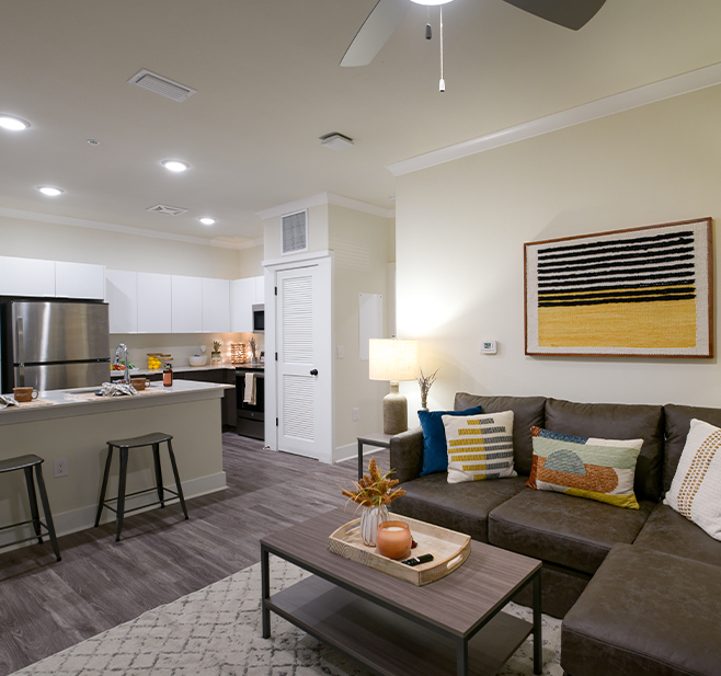 Student Apartments Near UCF For International Students - Image 01